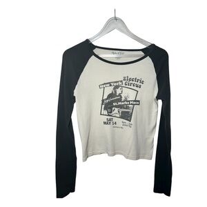 Brandy Melville Black and White Graphic Long Sleeve Top. Awesome!